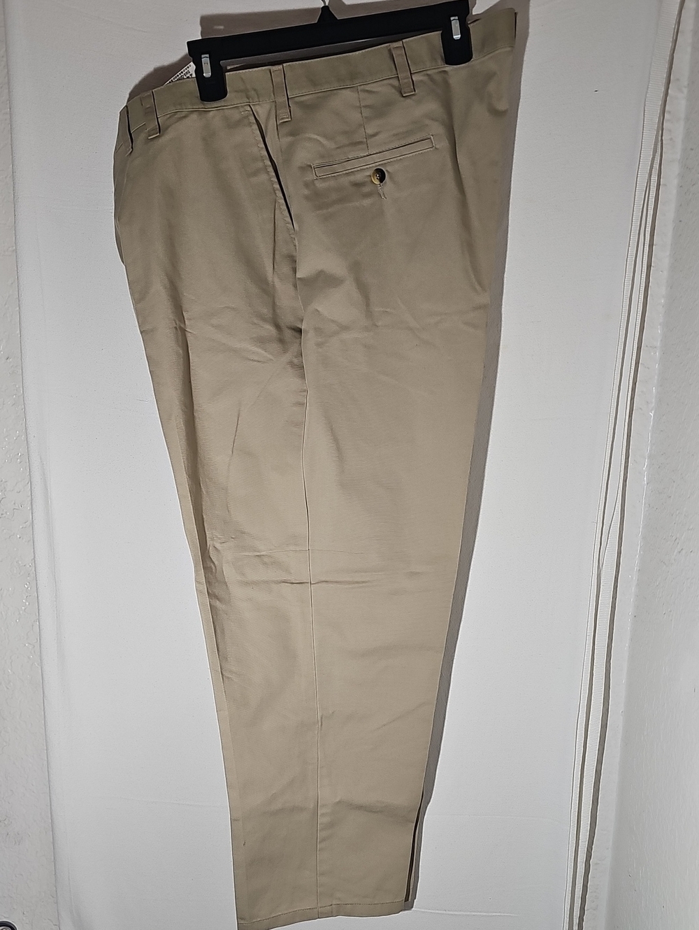 Men's Straight Fit Chino Pants in Khaki
